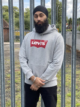 Load image into Gallery viewer, LEVI&#39;S GRAPHIC HOODIE GREY
